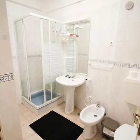 Apartman Oriente Dna Iii *